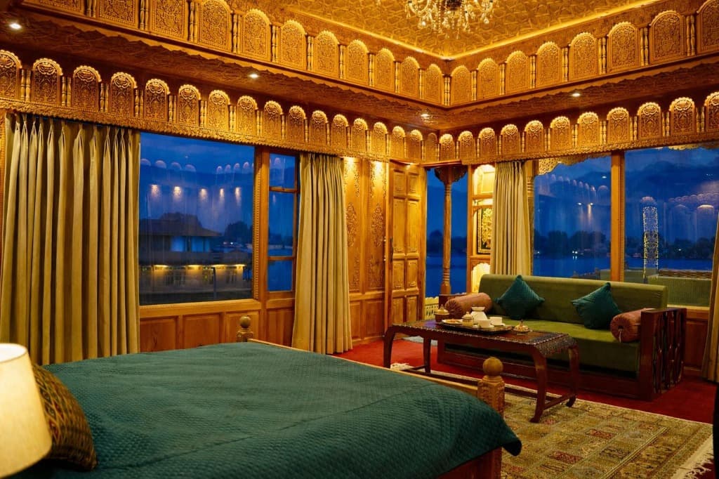 Harmukh Houseboat View 3